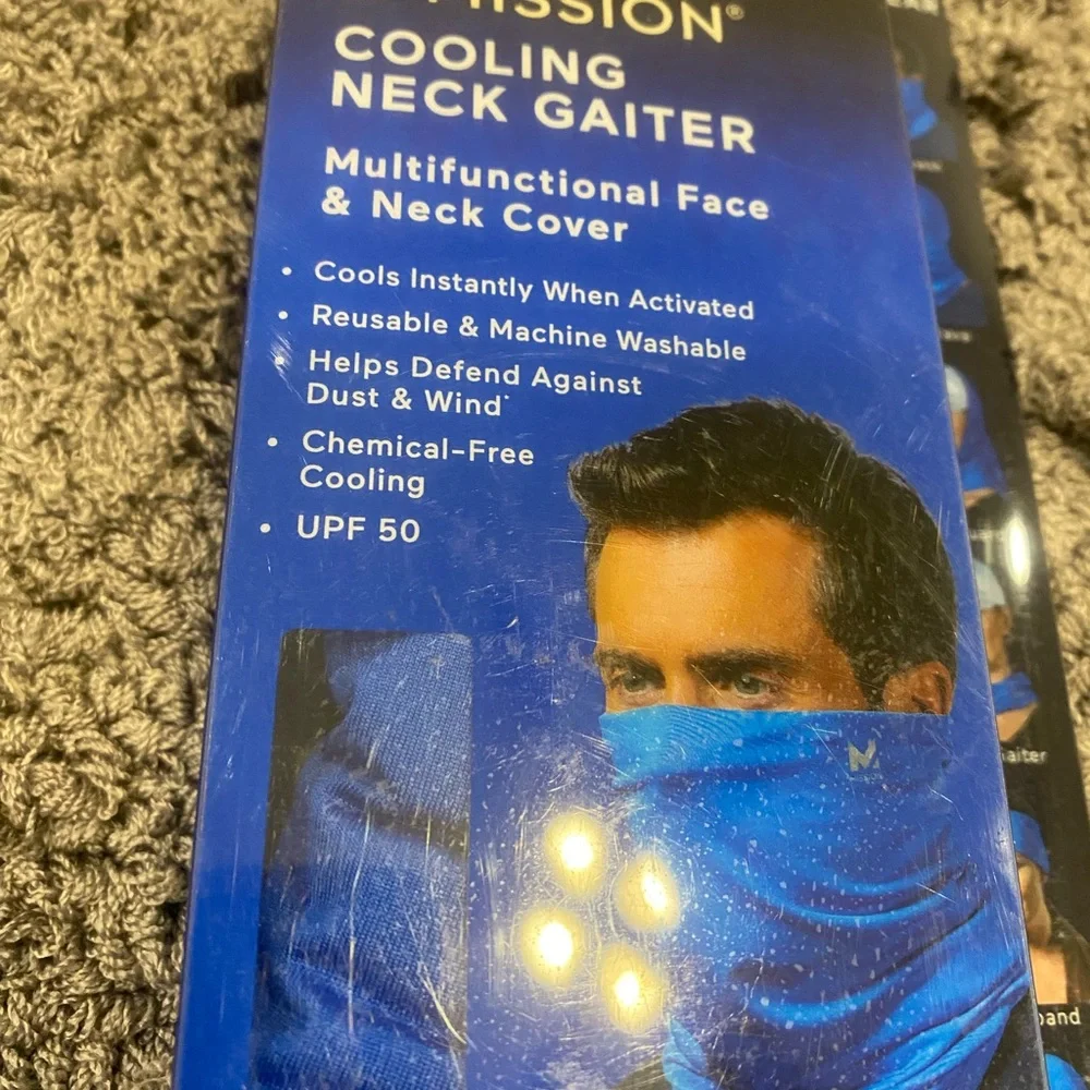 Mission Cooling Neck Gaiter - Blue